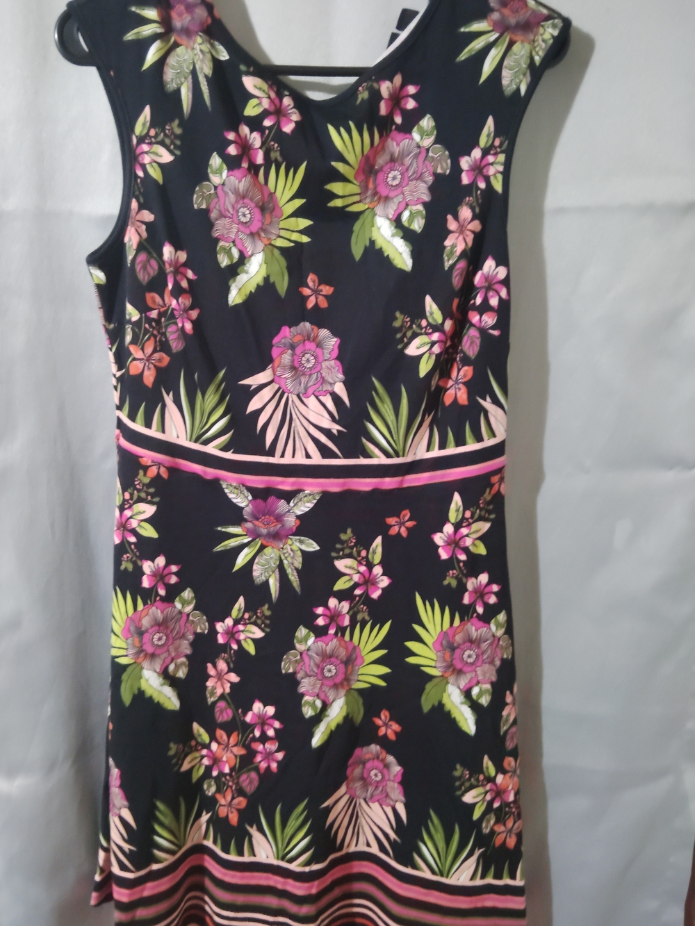 New York & Company Black Sleeveless Floral A-Line Dress with Pink Accents